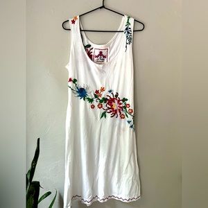 JOHNNY WAS WHITE TANK DRESS WRAP AROUND FLORAL EMBROIDERY S